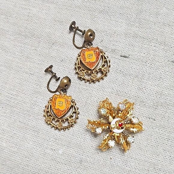 Vintage Shreiner Masonic Star Antique Shield Freemason Royal Earrings - Picture 1 of 10